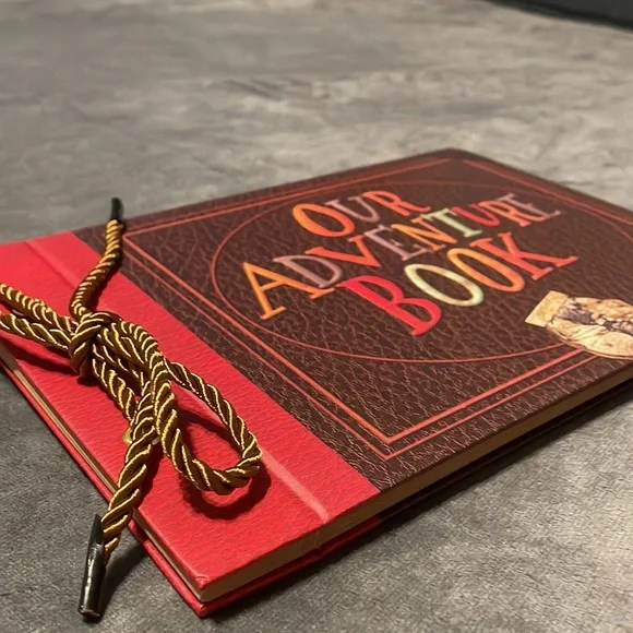 Disney’s UP Our Adventure Book Scrapebook New In Package Heavy Duty Boarding - Picture 2 of 12